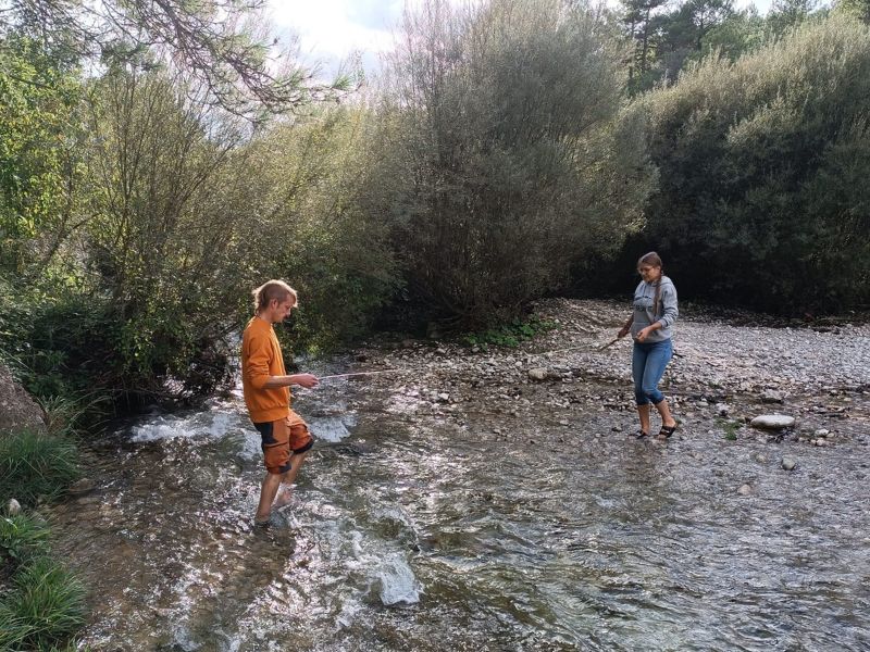 Salida de empresa con voluntariado en Proyecto Rios